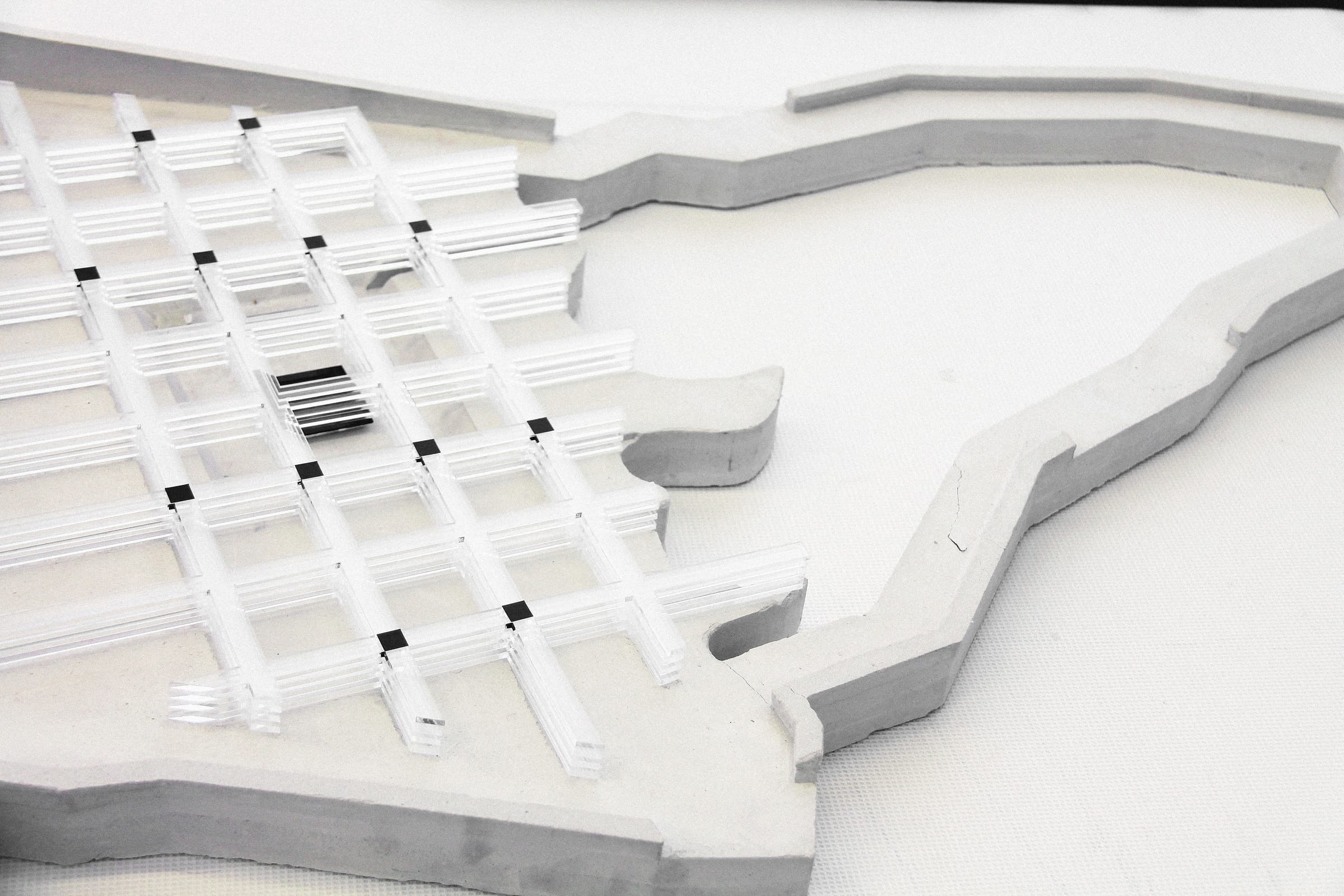 Physical model of the superstructure, photo 2 of 3